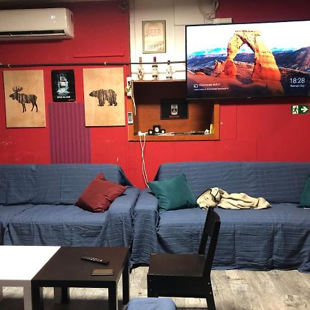 Whole Basement Former Pub2 For Stag Do, Men'S Cave Budapest Ngoại thất bức ảnh
