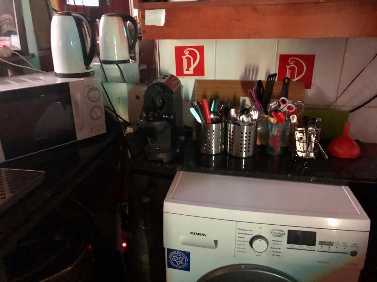 Whole Basement Former Pub2 For Stag Do, Men'S Cave Budapest Ngoại thất bức ảnh