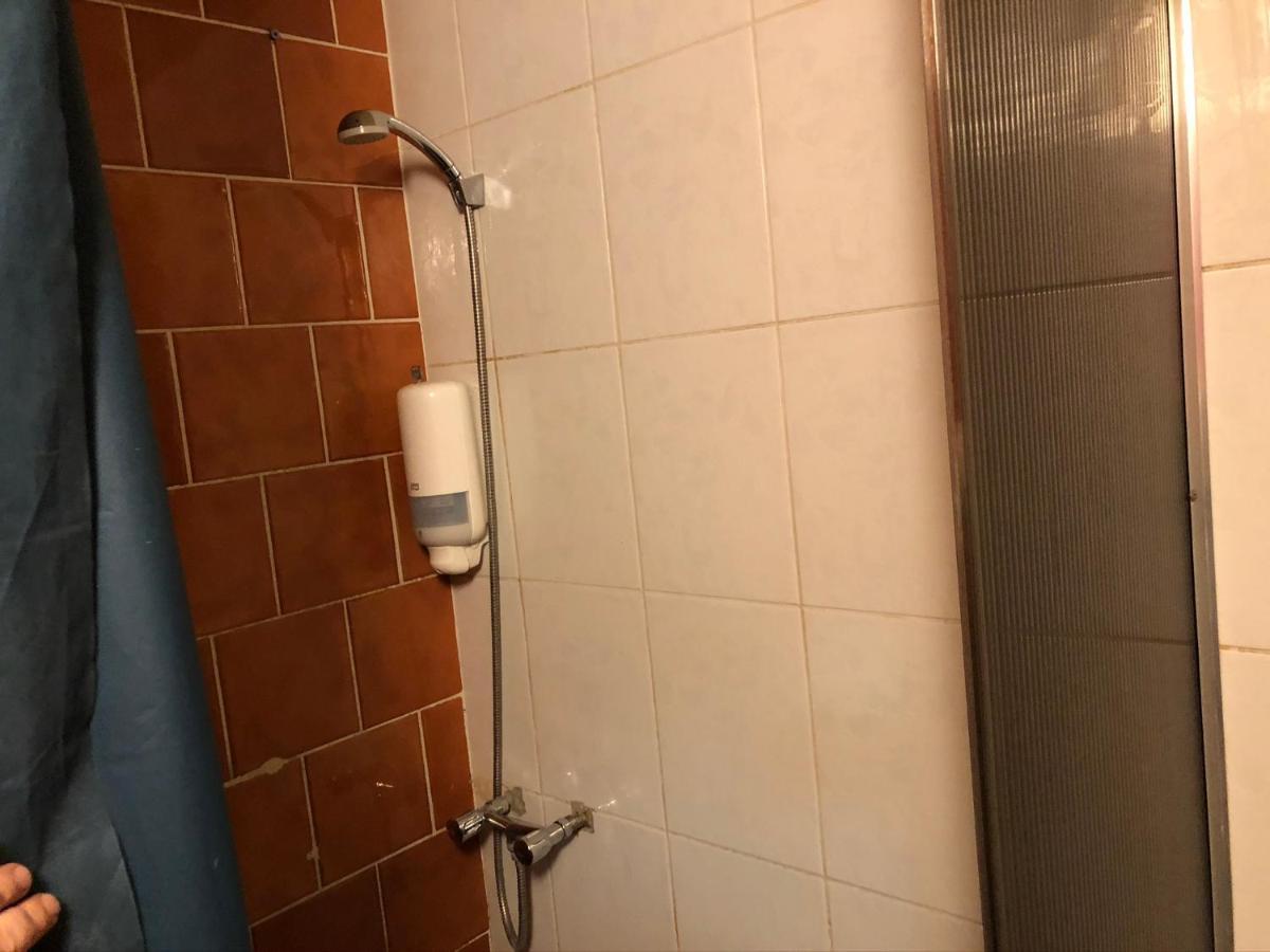 Whole Basement Former Pub2 For Stag Do, Men'S Cave Budapest Ngoại thất bức ảnh